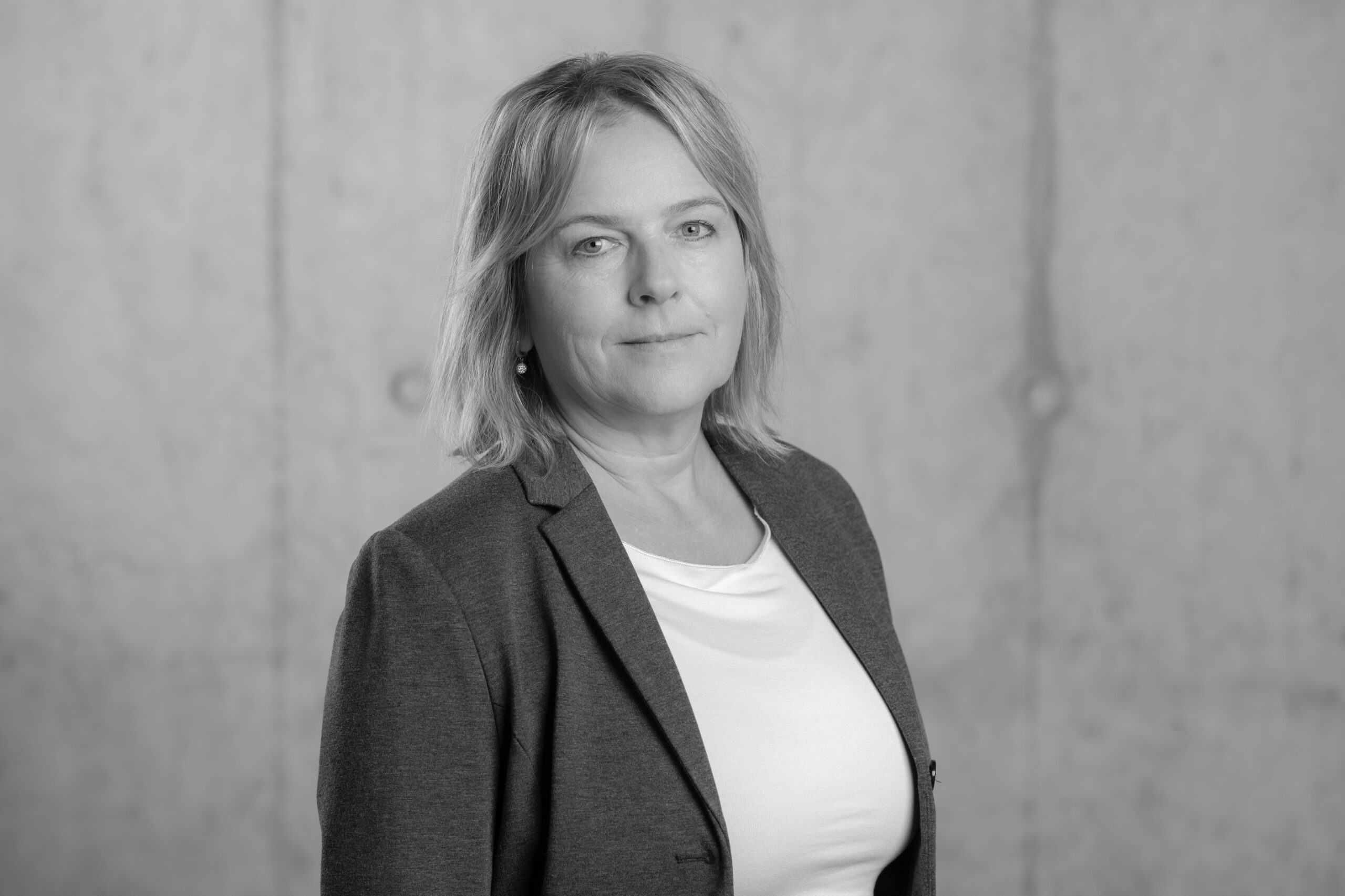 Vantage Education AG - Angela Kavazov